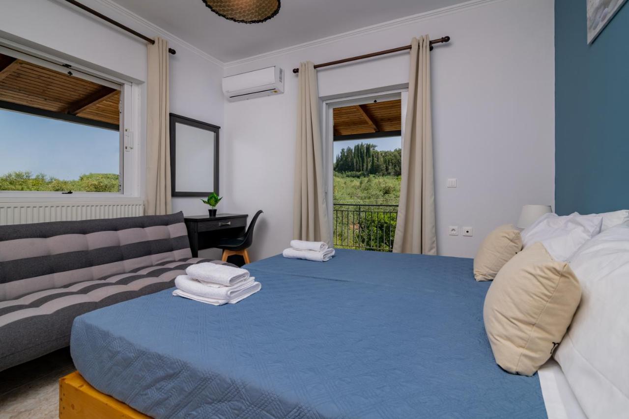 Ruvelis Villa Fiolitis ภายนอก รูปภาพ