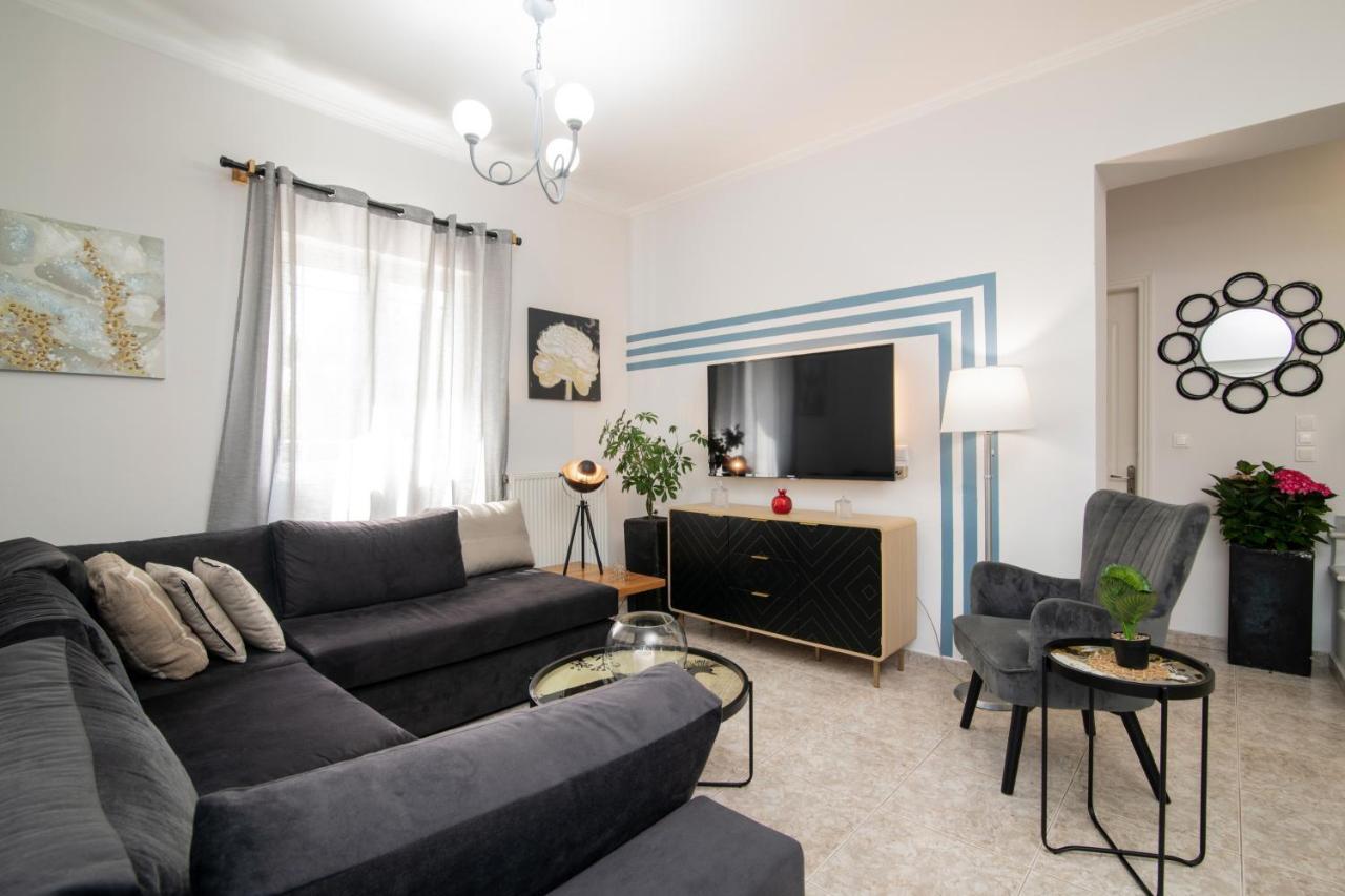 Ruvelis Villa Fiolitis ภายนอก รูปภาพ